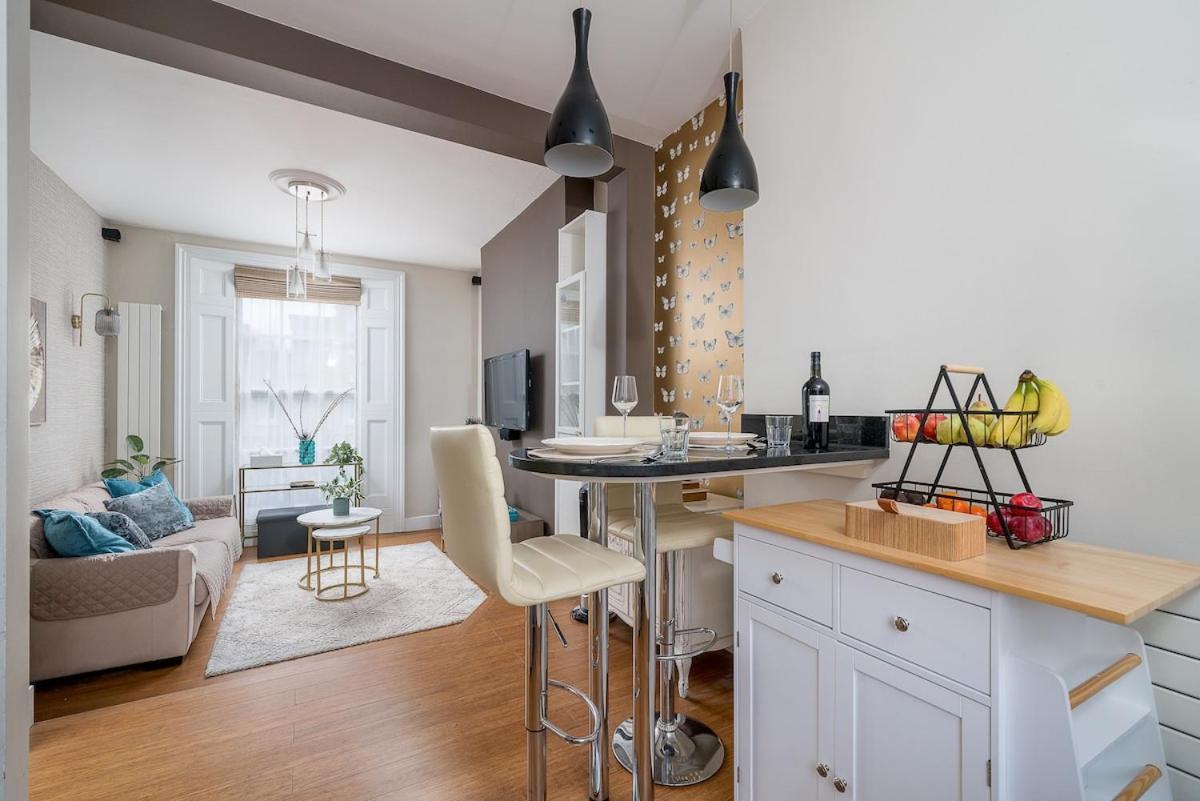 Luxury Camden Town 1 Bedroom Near Tube Market Londra